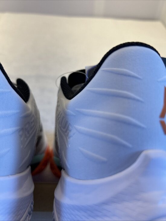 Babolat Premura 3 Lebron  White Orange Aqua Court Sneaker Men 7.5 New in Box main image 16